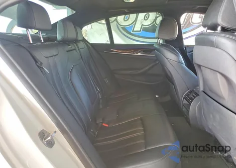 2018 BMW 530Xe z USA, uszkodzony, nr VIN WBAJB1C57JB374801